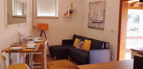 Apartment Damir - Unit 1964-61
