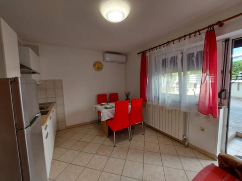 Apartments Bernarda - Unit 1973-61