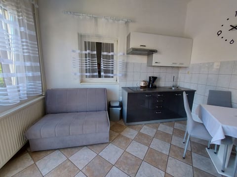Apartments Bernarda - Unit 1974-61