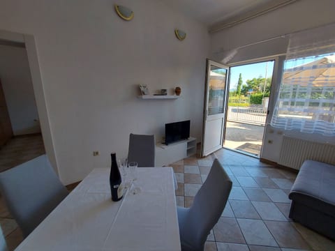 Apartments Bernarda - Unit 1974-61