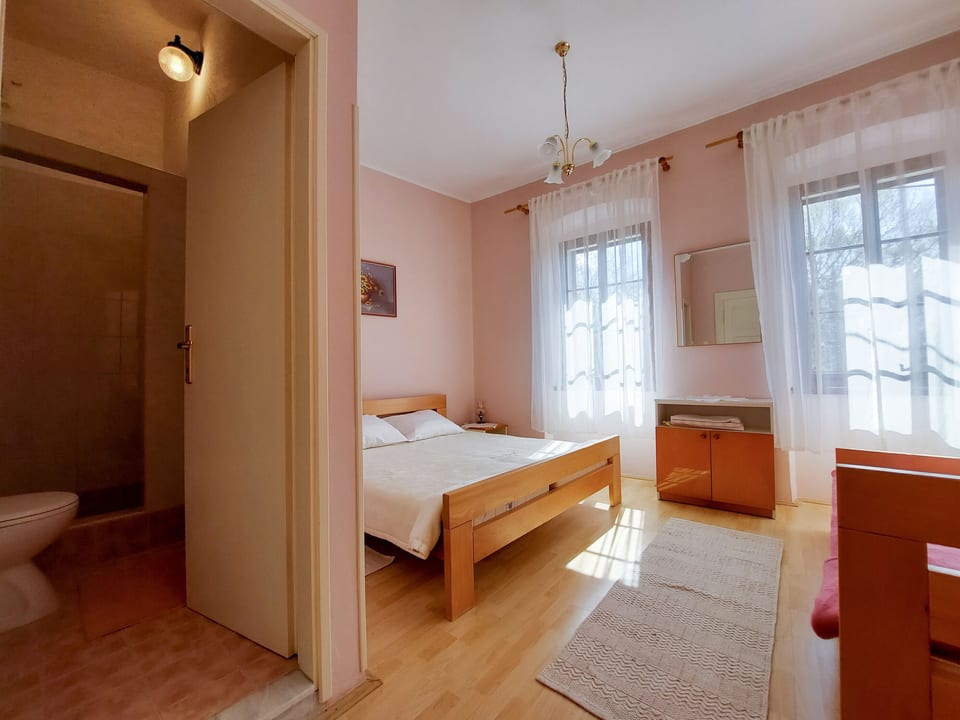 Rooms Nada - Unit 46053-61 - Croatia