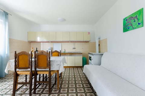 Apartment Josip - Unit 46074-61