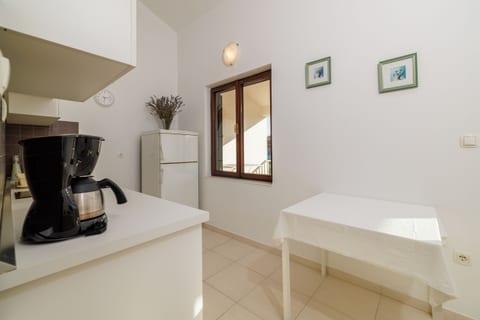 Apartments Biserka - Unit 46096-61