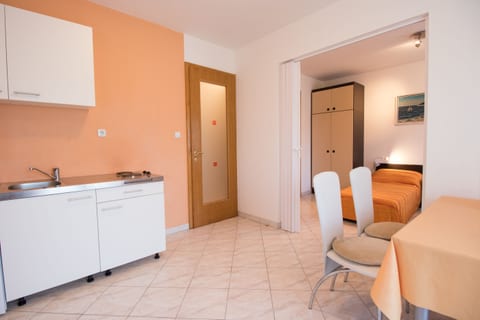 Apartments Laura - Unit 46115-61