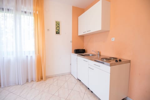 Apartments Laura - Unit 46115-61