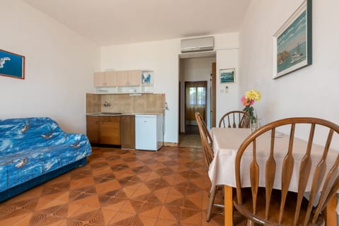 Apartments Laura - Unit 46139-61