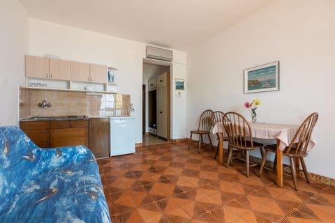 Apartments Laura - Unit 46140-61