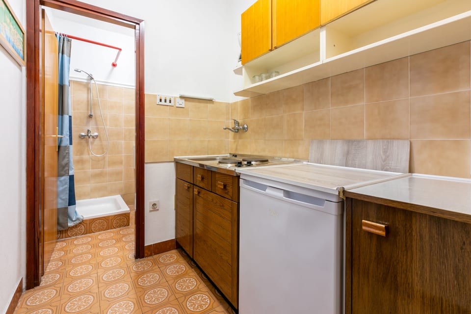 Apartments Laura - Unit 46143-61