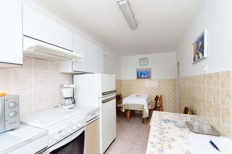 House Laura - Unit 46144-61