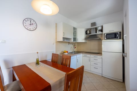 Apartments Vesna - Unit 46179-61