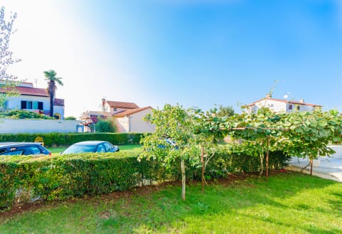 Apartment Marija - Unit 46275-61