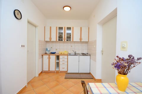Apartments Mirela - Unit 46278-61