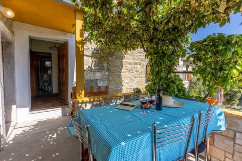 House Dorino - Unit 46281-61