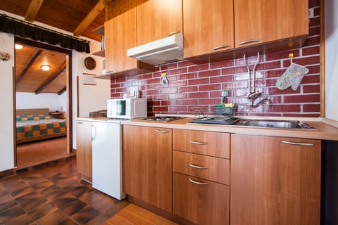 Apartment Armando - Unit 46293-61