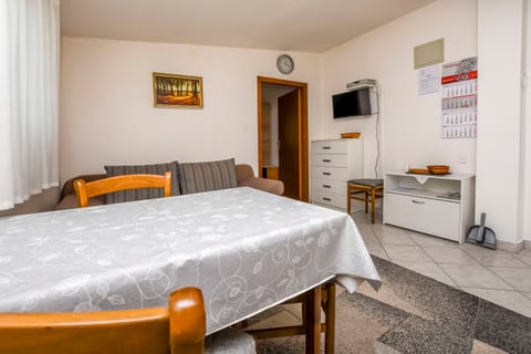 Apartment Kucinic - Unit 46474-61