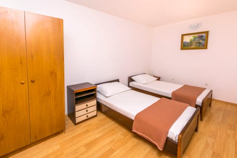 Apartments Cvitkovic - Unit 46495-61