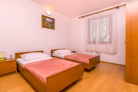 Apartments Cvitkovic - Unit 46496-61