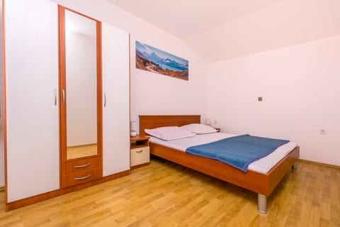Apartments Cvitkovic - Unit 46497-61