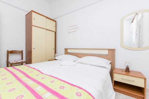 Apartments Miroslava - Unit 46542-61