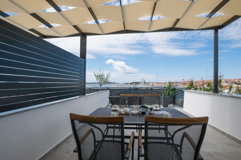 Apartments and Rooms Mare - Unit 46654-61