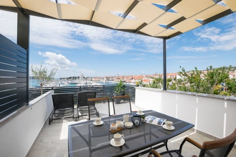 Apartments and Rooms Mare - Unit 46654-61