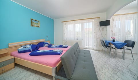 Apartments Milka - Unit 46673-61