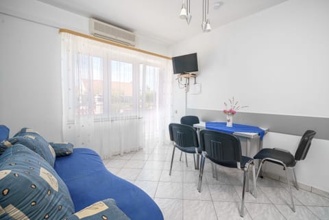 Apartments Milka - Unit 46675-61