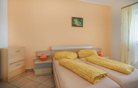 Apartments Milka - Unit 46676-61