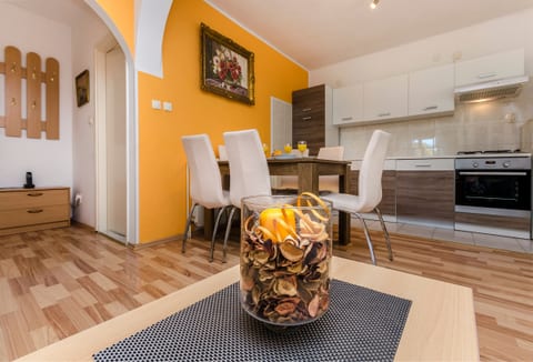 Apartments Ante - Unit 46682-61