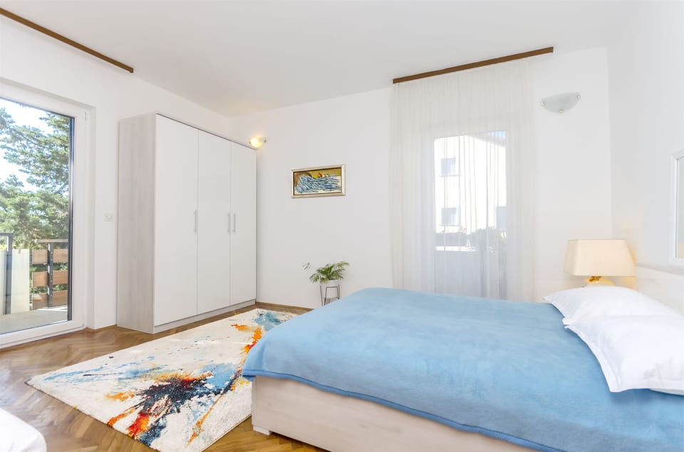 Apartment Jerka - Unit 46695-61