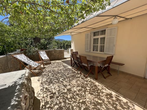 House Lara - Unit 46727-61