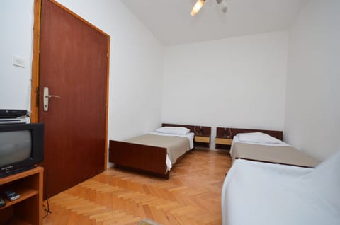 Apartments Zlatko - Unit 46824-61