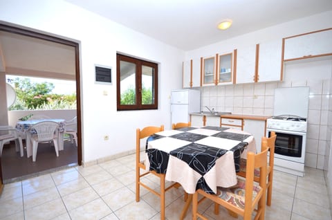 Apartments Tome - Unit 46840-61