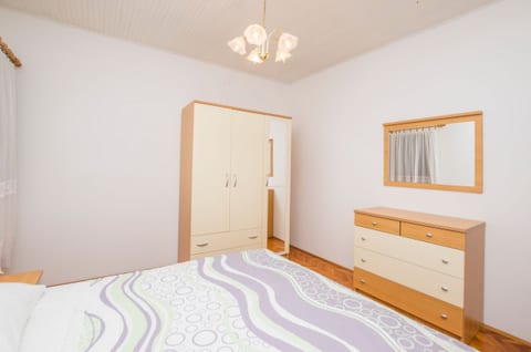 Apartments Tome - Unit 46840-61
