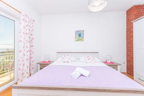 Apartments Zora - Unit 46846-61
