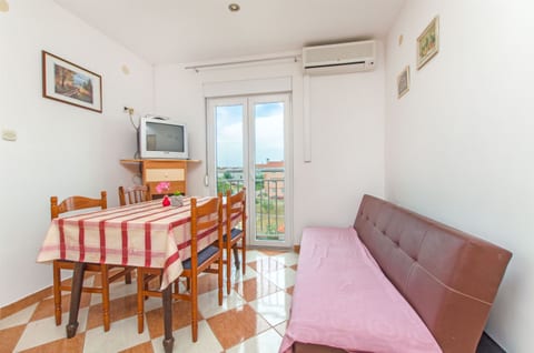 Apartments Ivan - Unit 46852-61