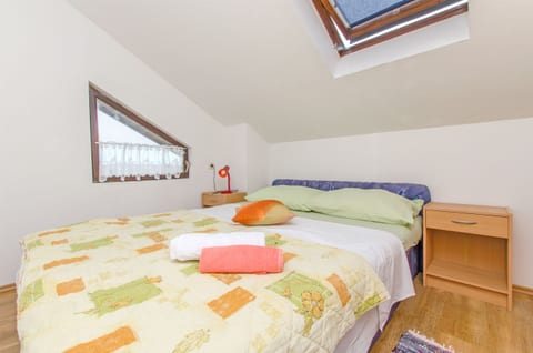 Apartments Ivan - Unit 46852-61