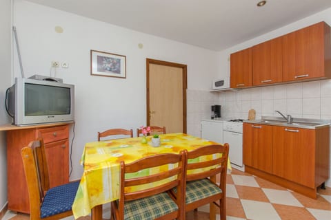 Apartments Ivan - Unit 46853-61