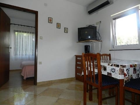Apartments Ivan - Unit 46855-61