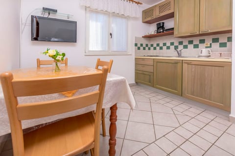 Apartments Toni - Unit 46886-61