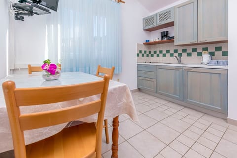 Apartments Toni - Unit 46888-61