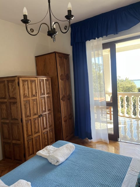 Apartments Ante - Unit 46894-61