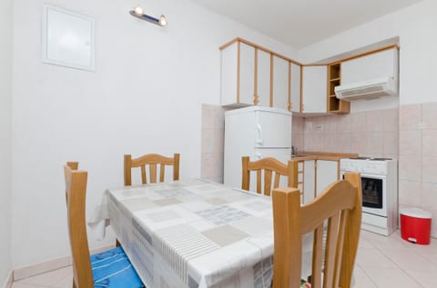 Apartments Mime - Unit 46904-61