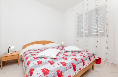 Apartments Mime - Unit 46904-61