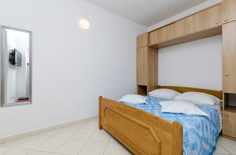 Apartments Mime - Unit 46906-61