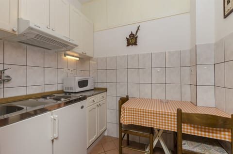 Apartments Nediljka - Unit 46920-61