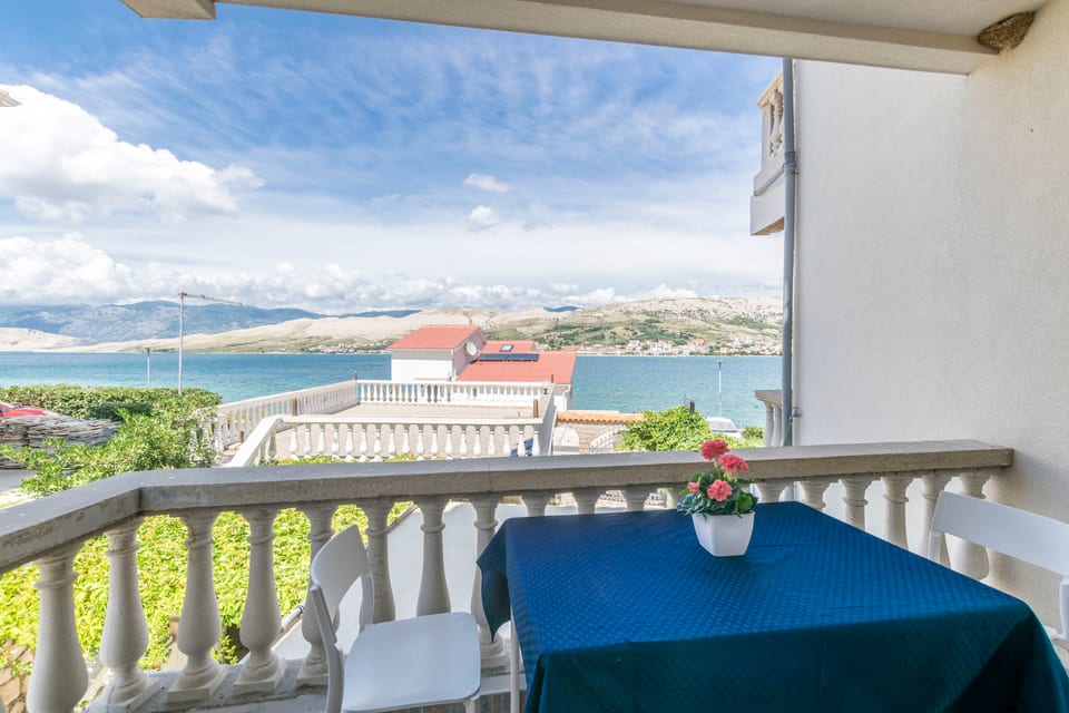 Apartments Tina Sea View - Unit 46935-61 - Croatia