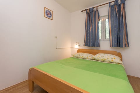 House Tiana - Unit 46963-61