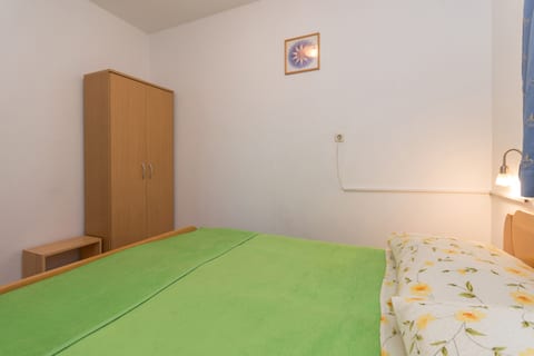 House Tiana - Unit 46963-61