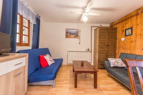 House Brena - Unit 46971-61
